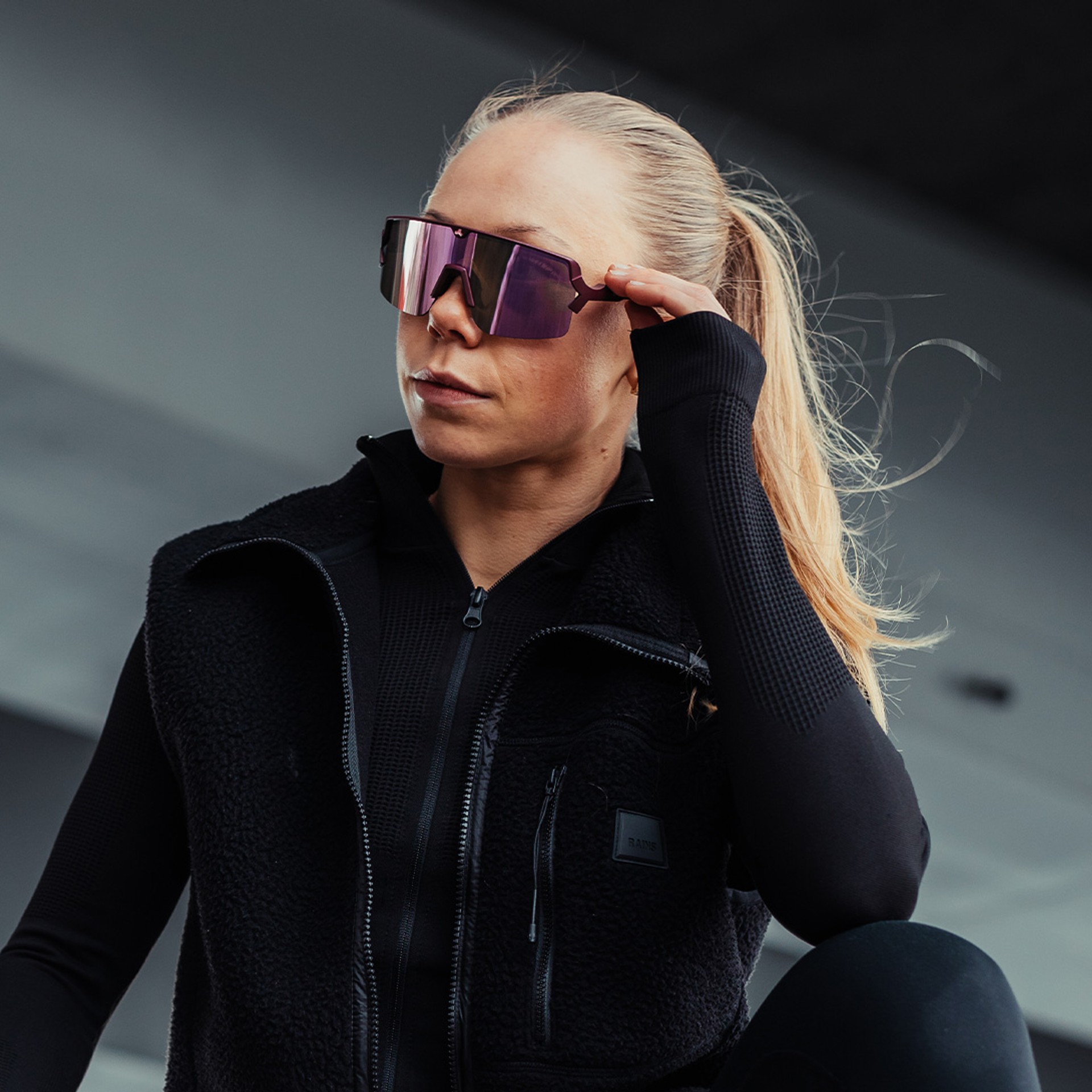 368_TS0008S015_model-3-full.jpg